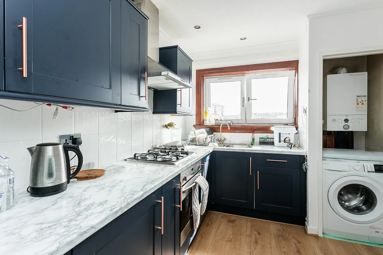 Saughton Avenue, Edinburgh, EH11, photo 3