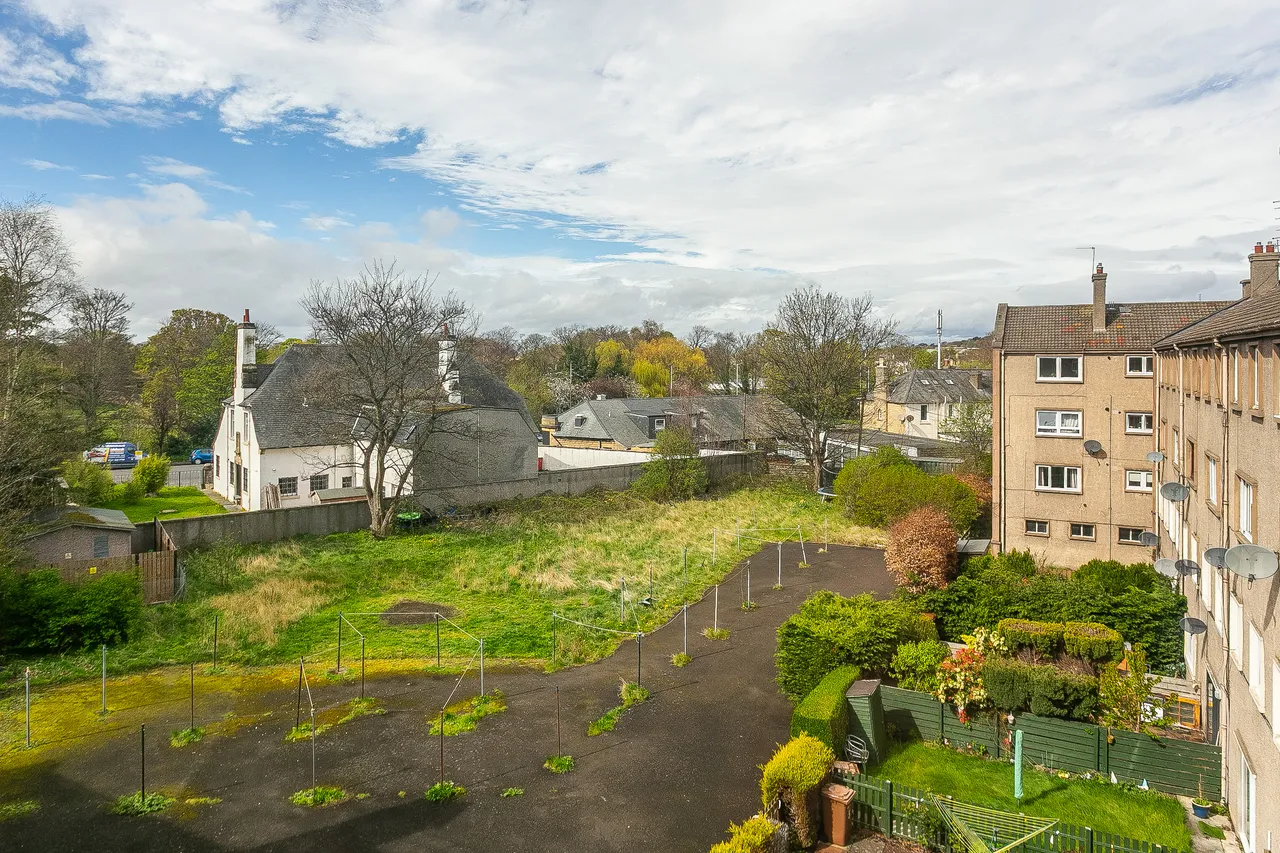 Saughton Avenue, Edinburgh, EH11, photo 12