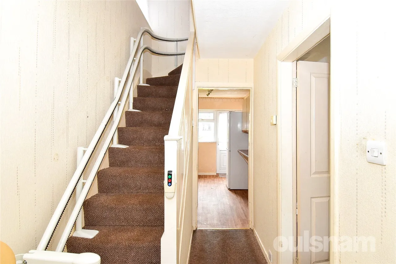 Arundel Road, Highters Heath, Birmingham, West Midlands, B14 5UD, photo 2