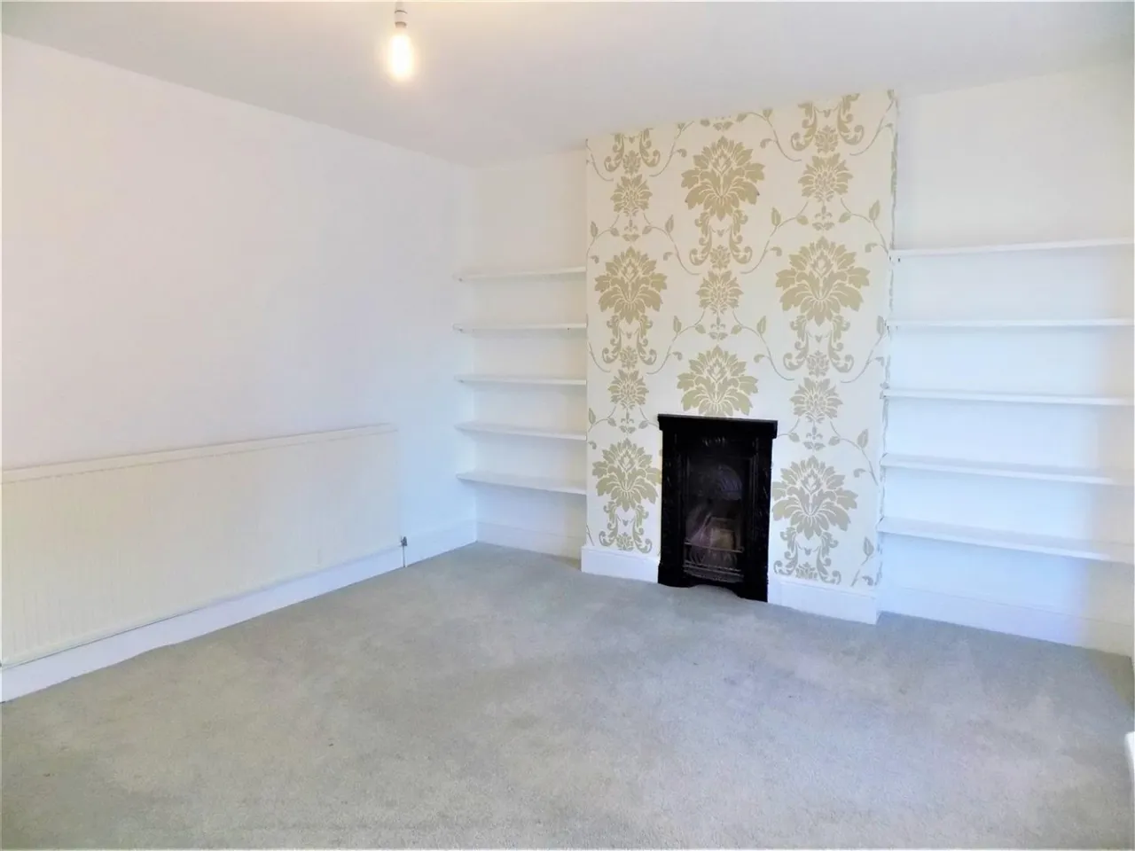 Cambridge Road, Aldershot, photo 5