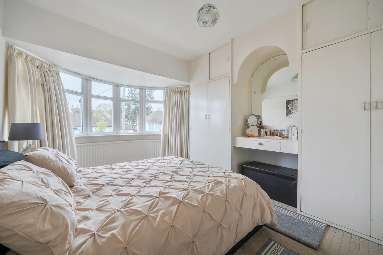 Connaught Avenue, East Barnet, Barnet, Greater London, EN4 8PN, photo 13
