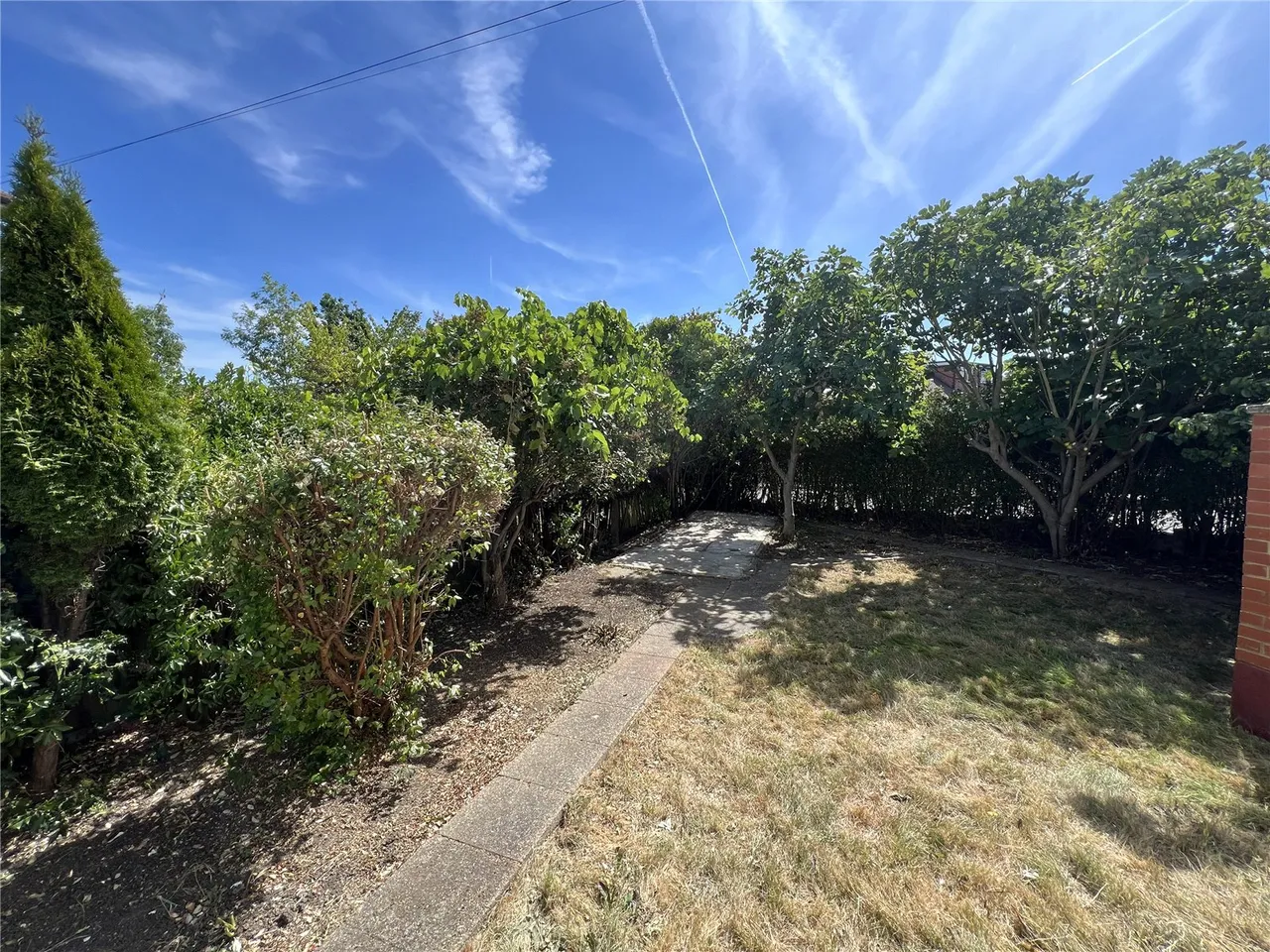 Connaught Avenue, East Barnet, Barnet, Greater London, EN4 8PN, photo 2