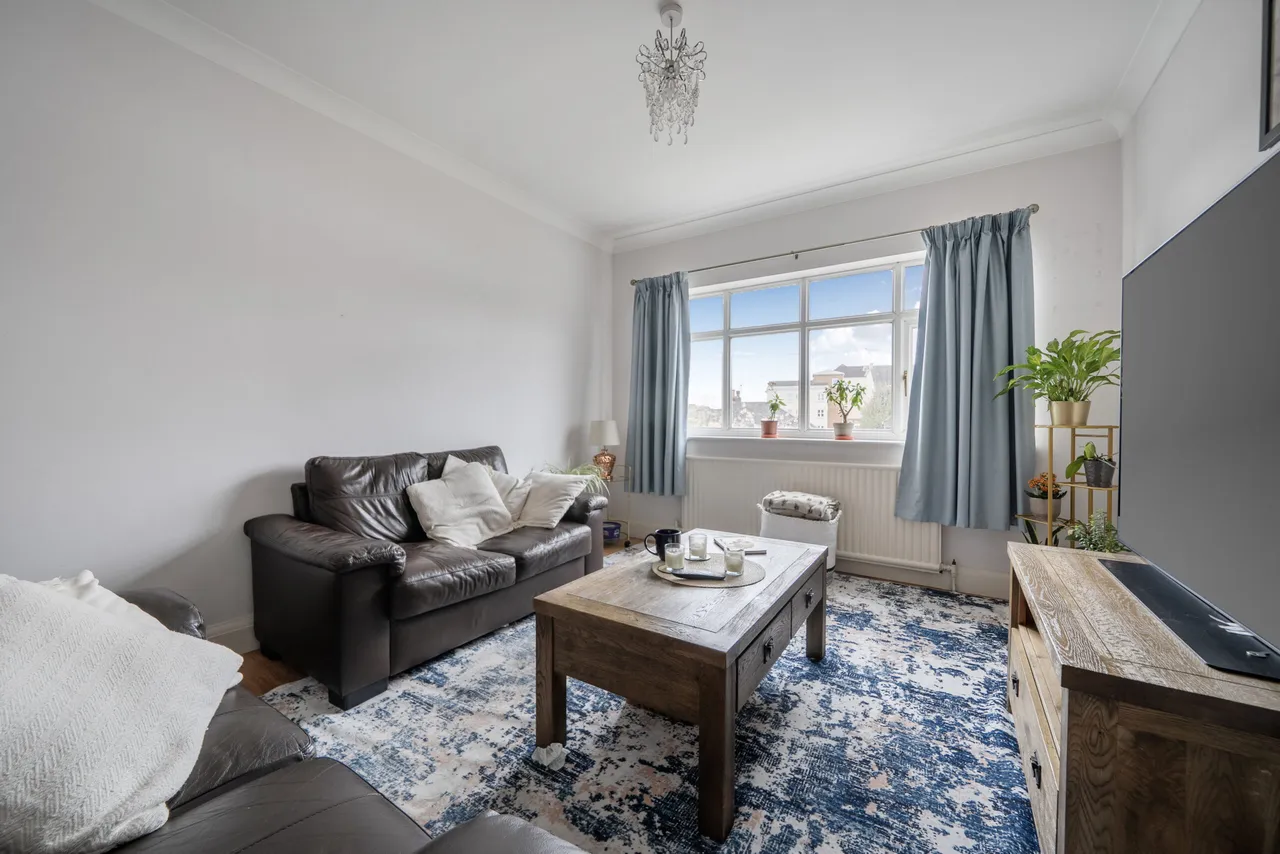 Connaught Avenue, East Barnet, Barnet, Greater London, EN4 8PN, photo 5