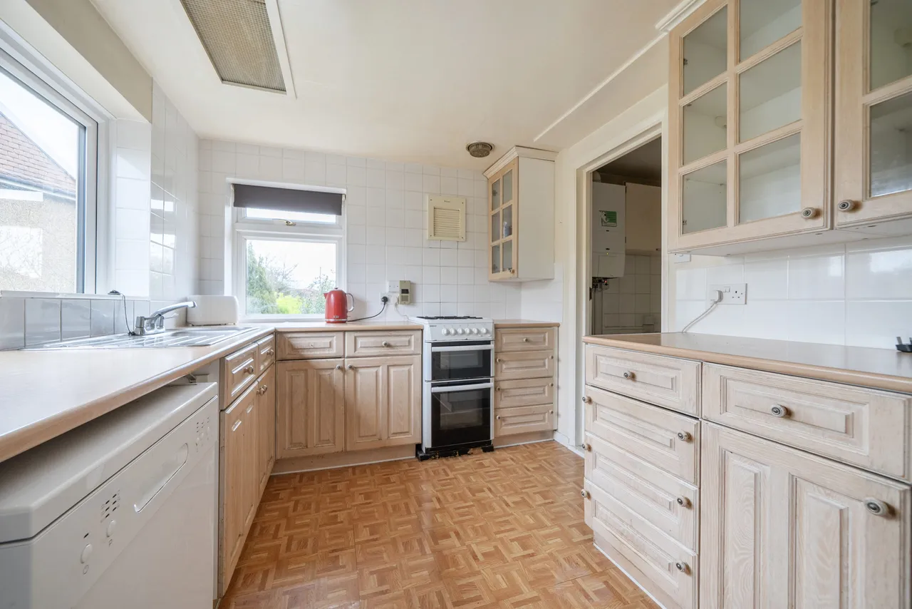 Connaught Avenue, East Barnet, Barnet, Greater London, EN4 8PN, photo 7