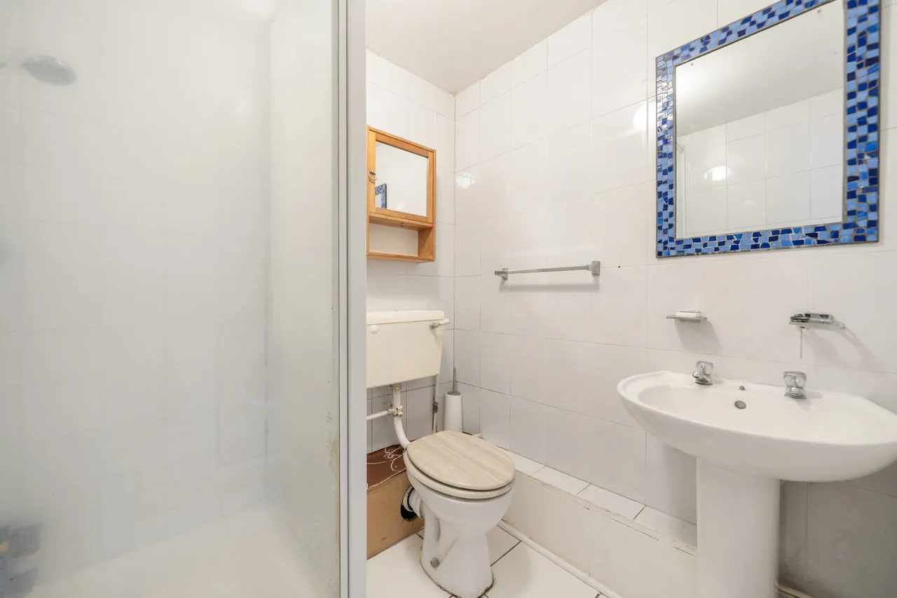 Connaught Avenue, East Barnet, Barnet, Greater London, EN4 8PN, photo 15