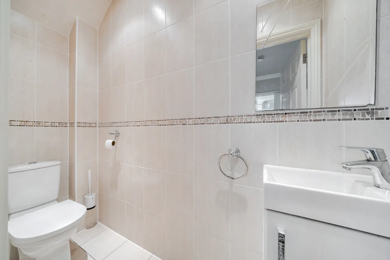 Churchview Close, Caterham, CR3, photo 25