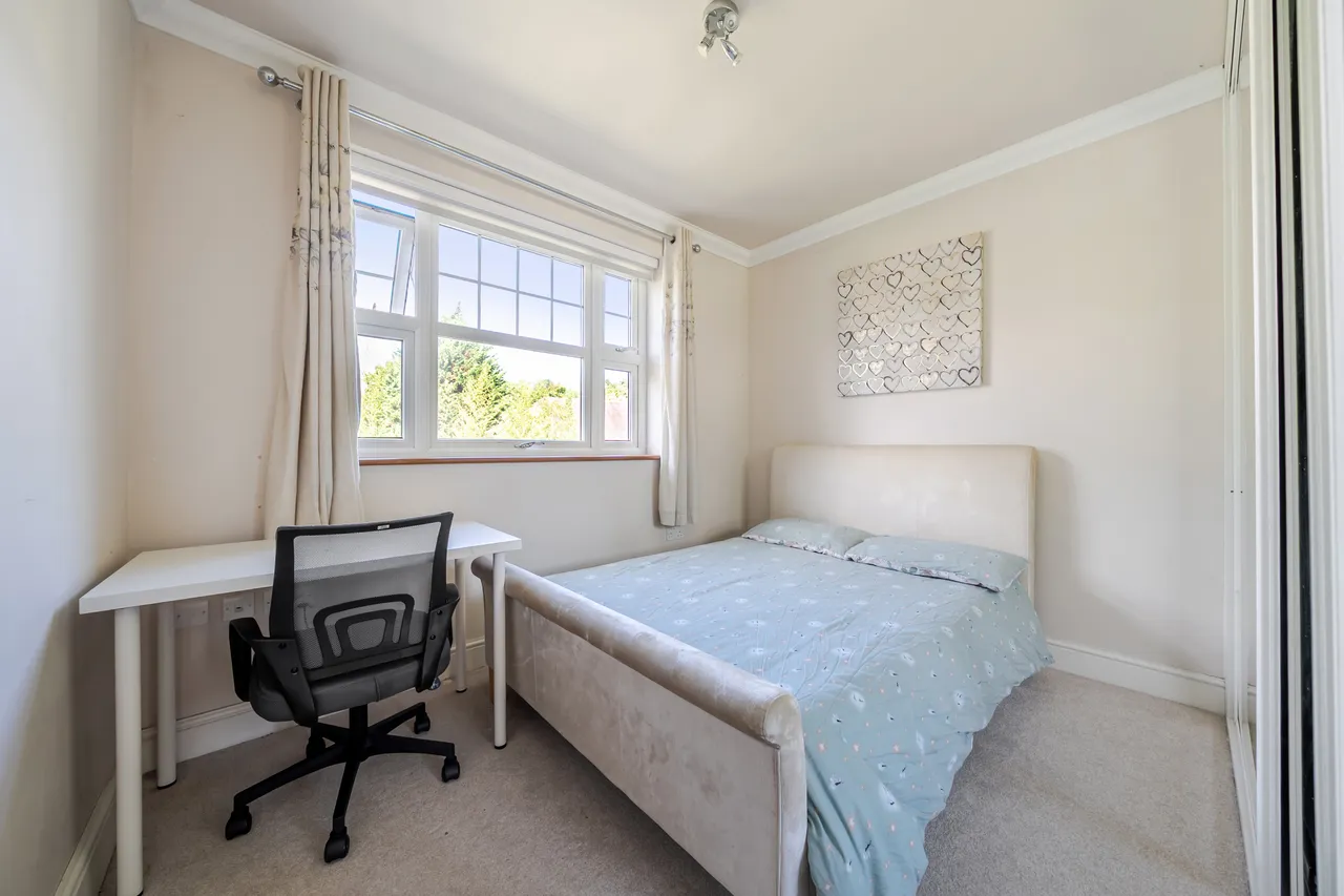Churchview Close, Caterham, CR3, photo 18