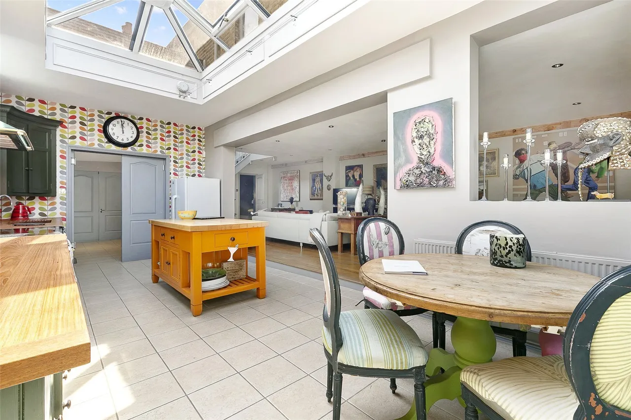 Swaffield Road, London, SW18, photo 2