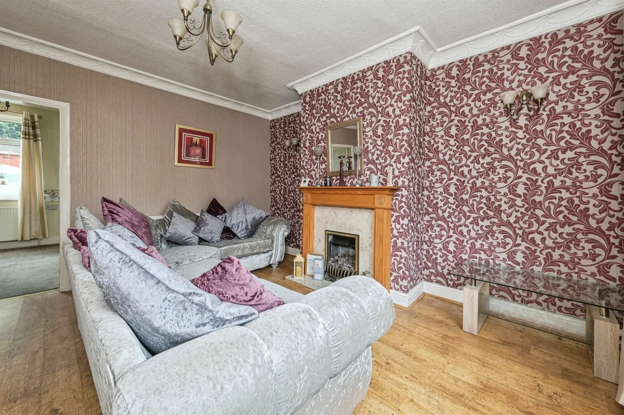 Moor End Lane, Dewsbury, photo 7