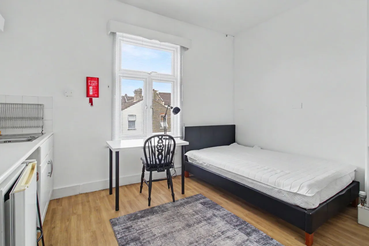 York Road, Southend-On-Sea, SS1, photo 17