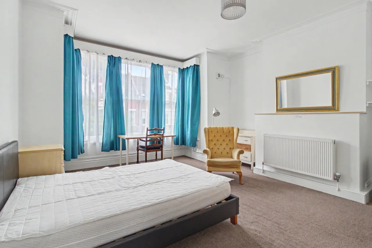 York Road, Southend-On-Sea, SS1, photo 18