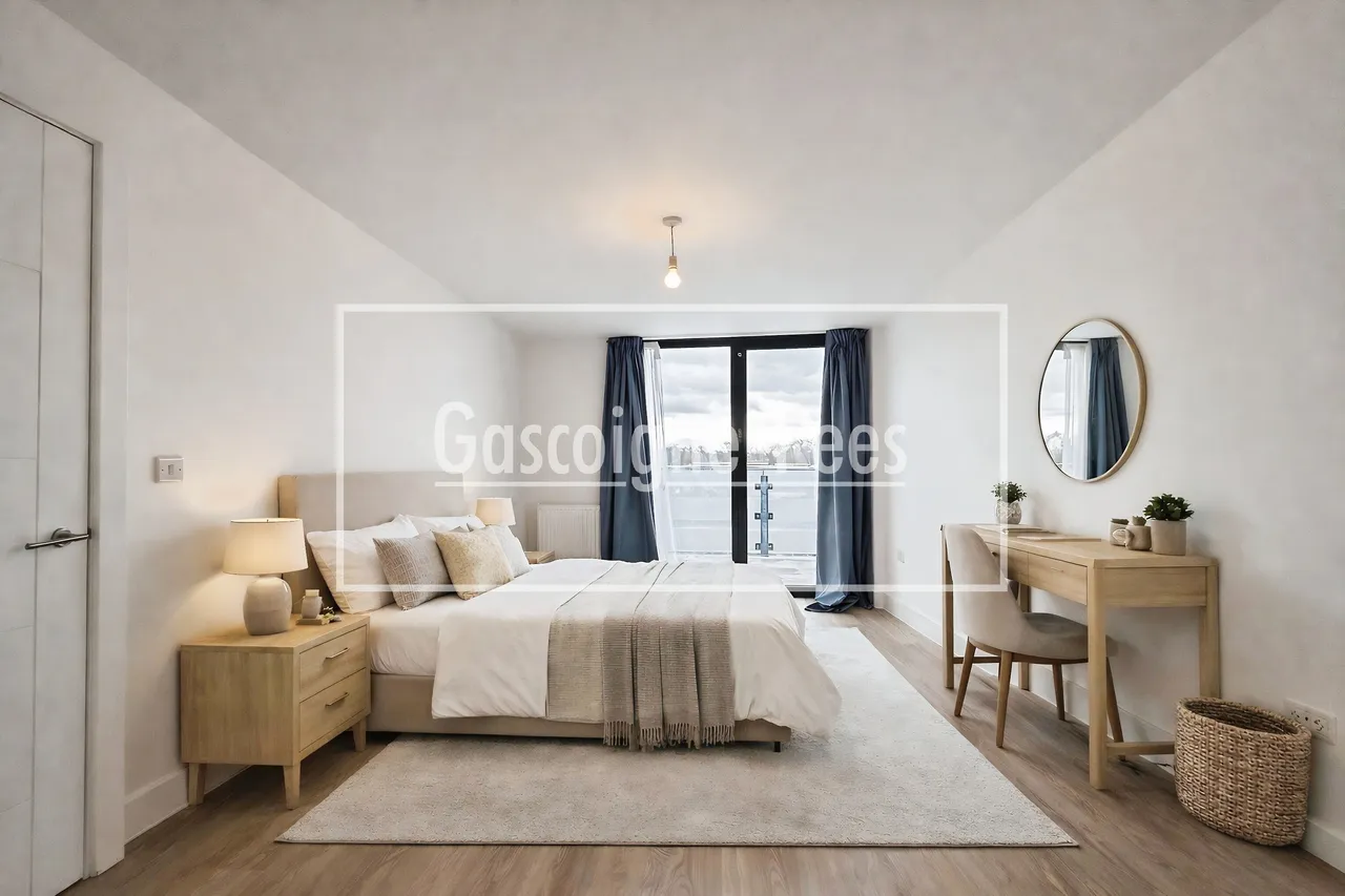Farnborough Road, Farnborough, GU14, photo 3
