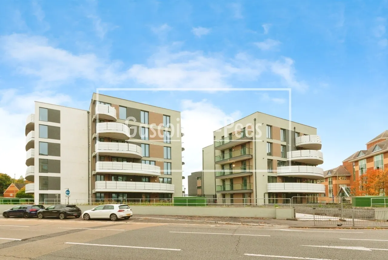 Farnborough Road, Farnborough, GU14, photo 5