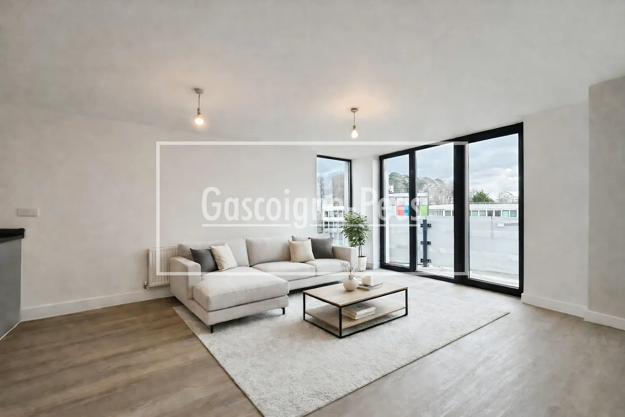 1 bed flat to rent, Farnborough Road, Farnborough, GU14