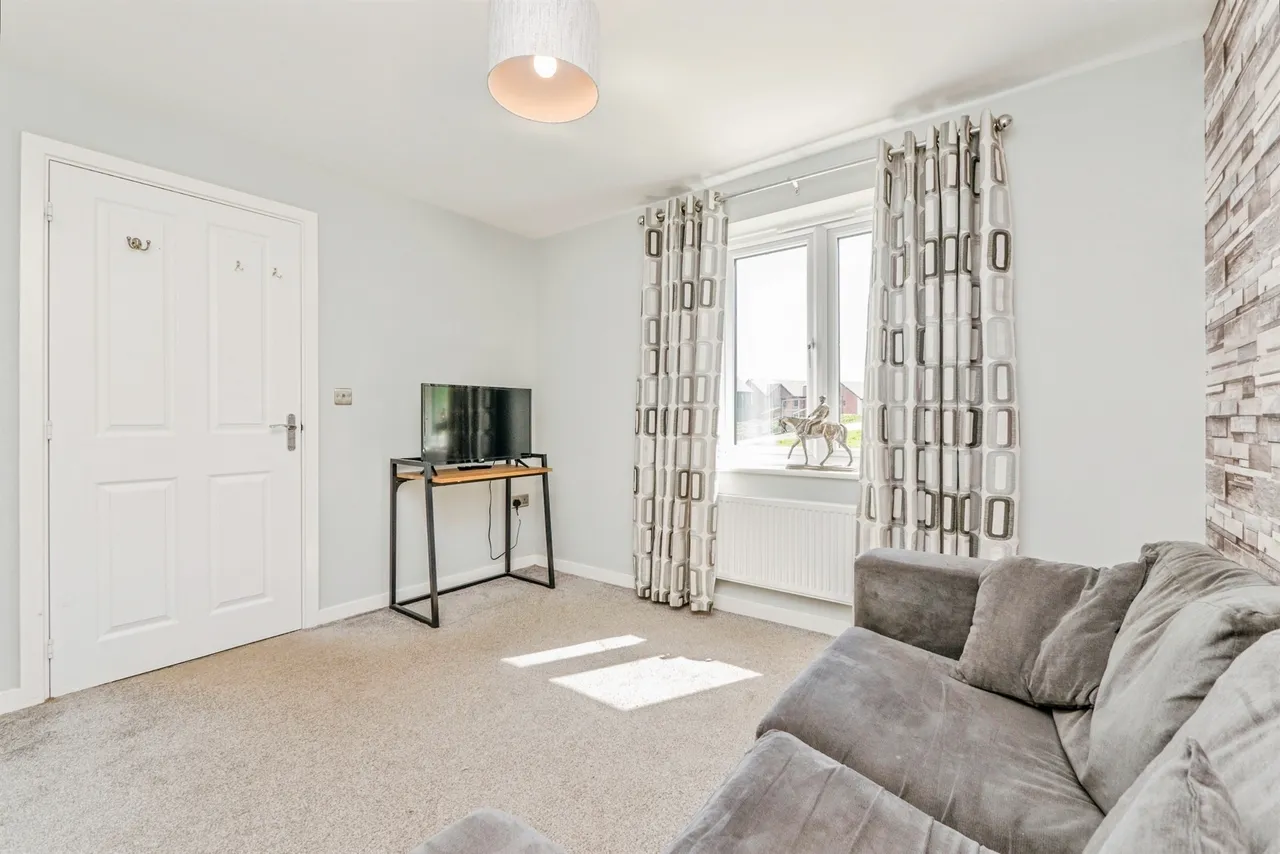 Llys Illtern, Capel Llanilltern, Cardiff, photo 5