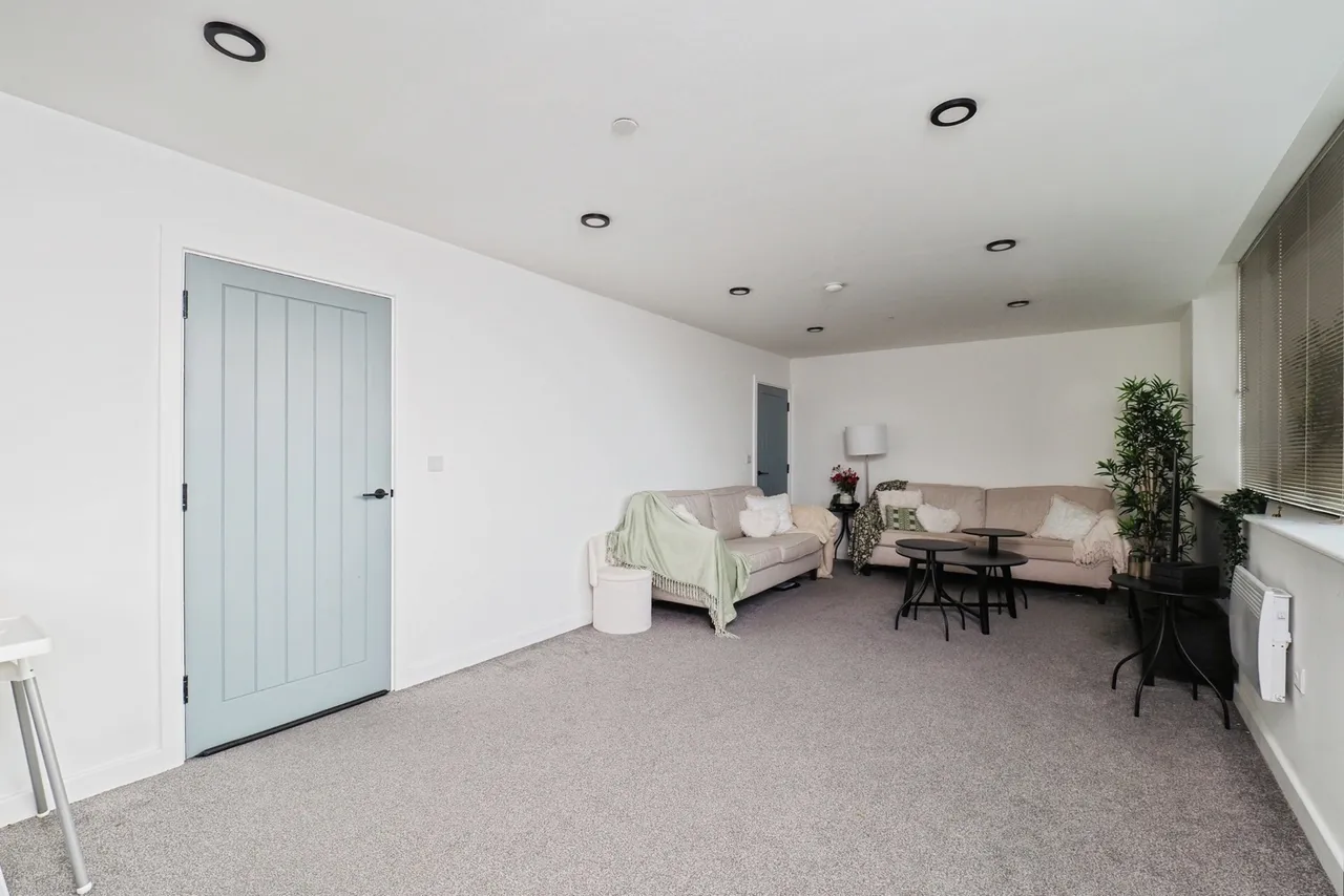 Tulip Street, Chilwell, Beeston, Nottingham, NG9, photo 16