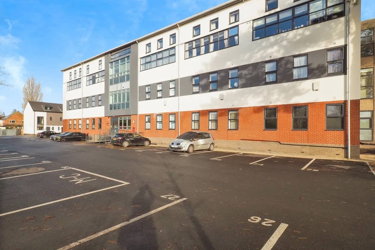 2 bed flat for sale — Tulip Street, Chilwell, Beeston, Nottingham, NG9