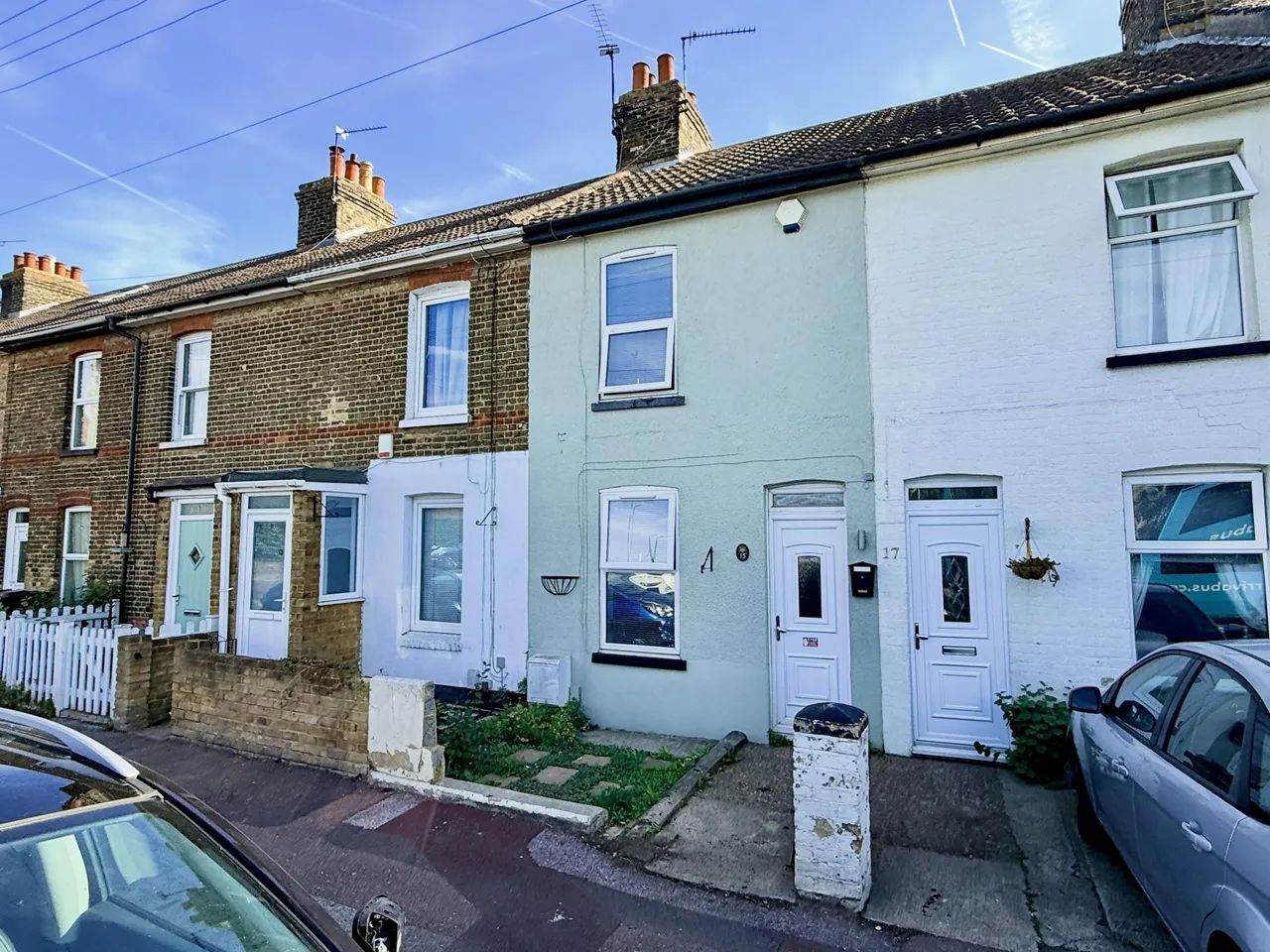 2 bed house for sale, Wainscott Road, Rochester, ME2