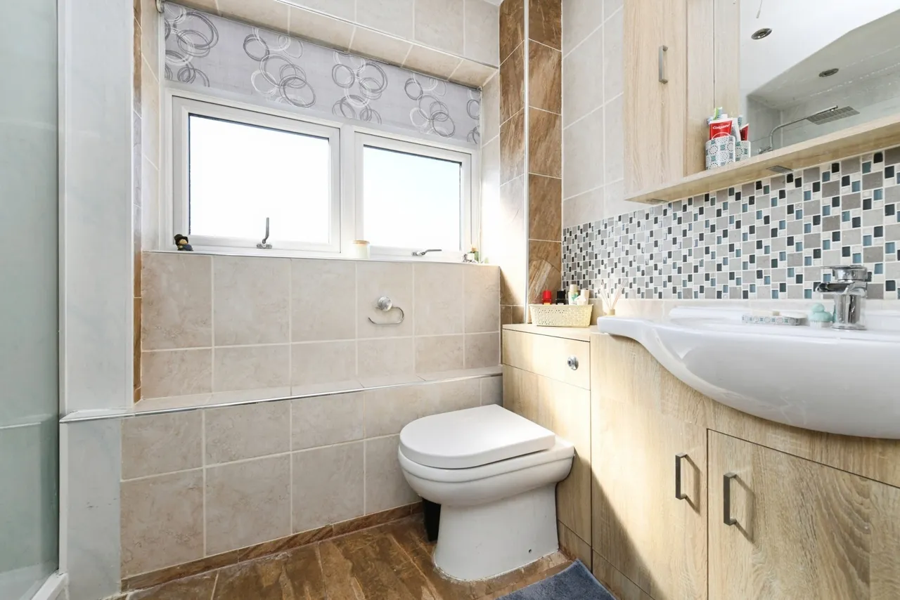 Salem Walk, Rayleigh, Essex, SS6, photo 13
