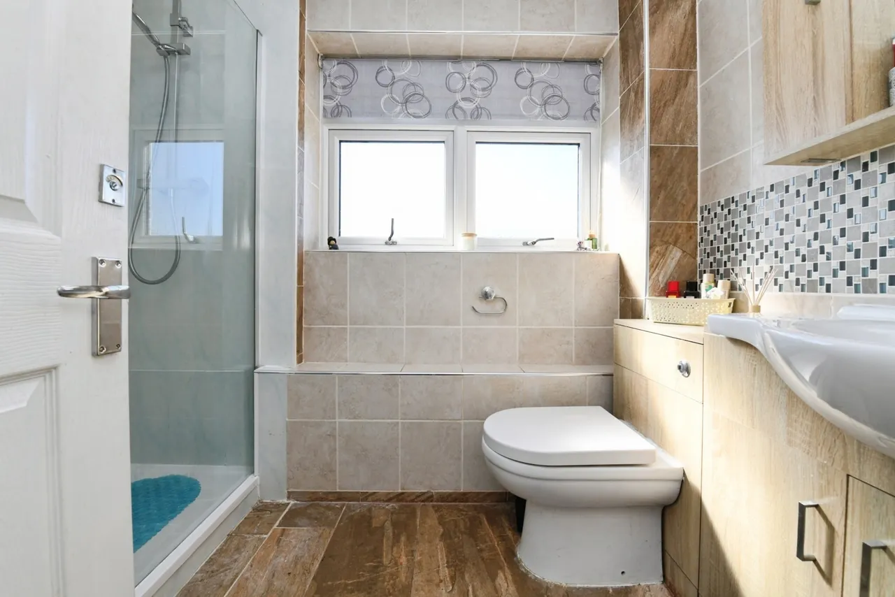 Salem Walk, Rayleigh, Essex, SS6, photo 17
