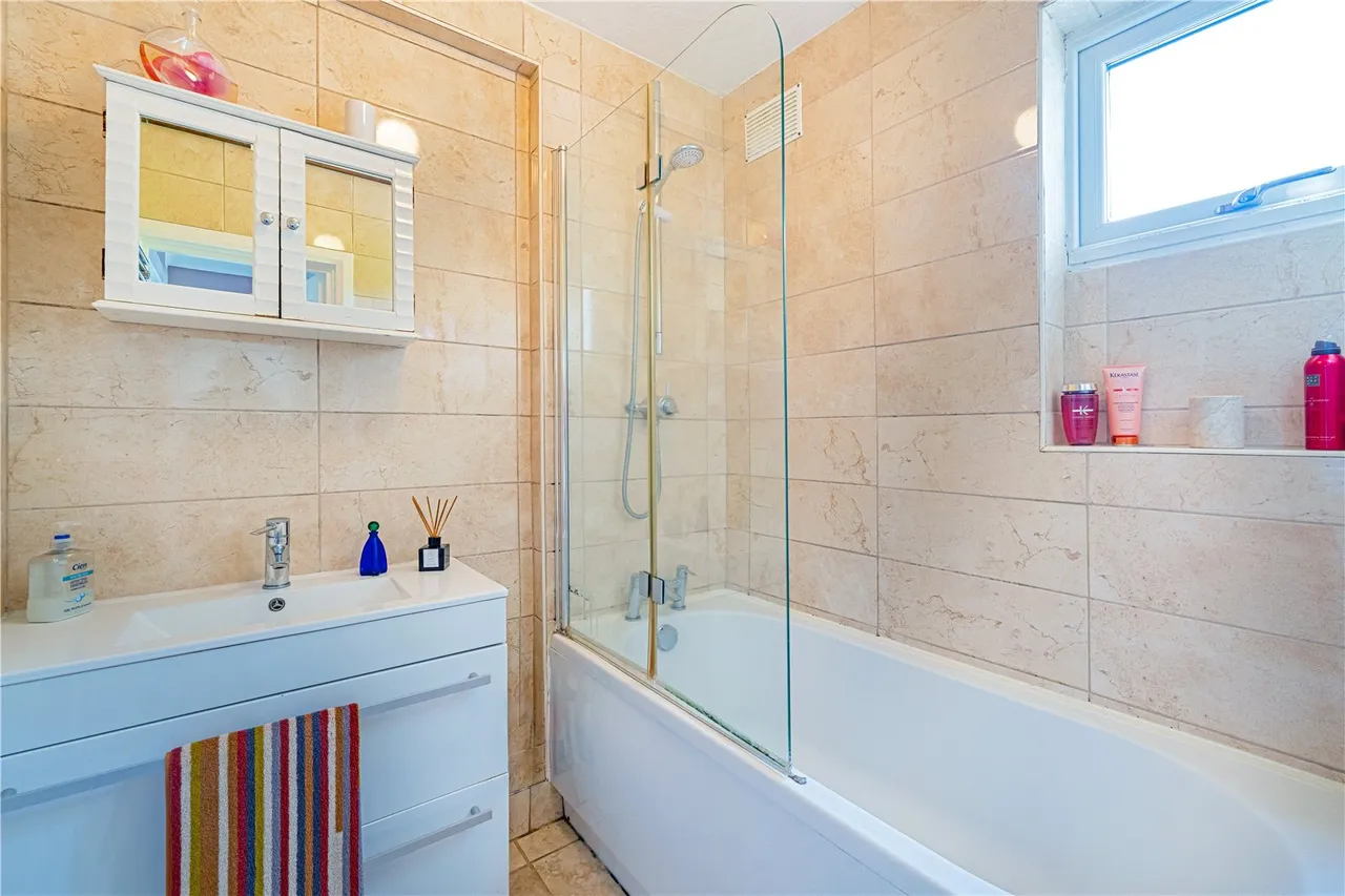 Fortescue Avenue, Twickenham, TW2 5LU, photo 6