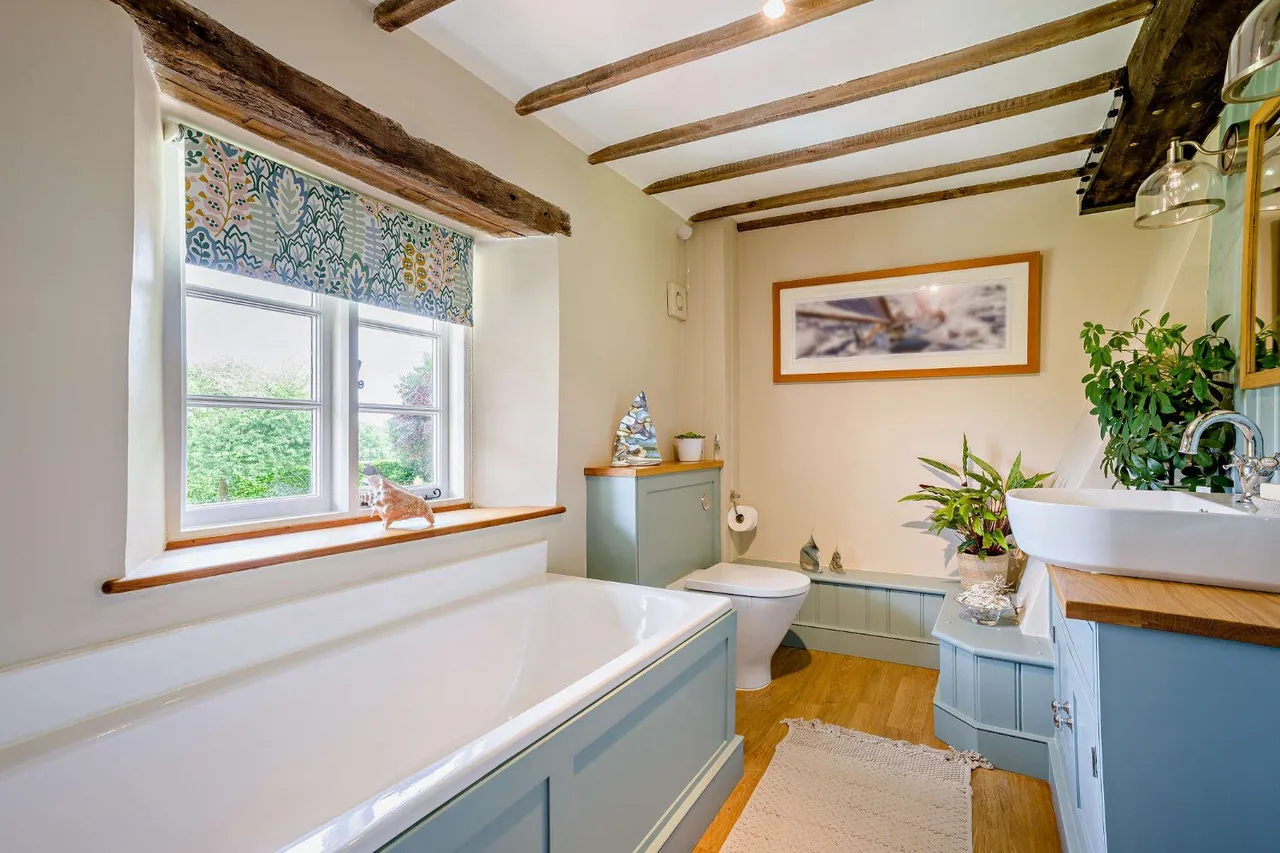 Westworth Farm, Edmondsham, BH21, photo 15