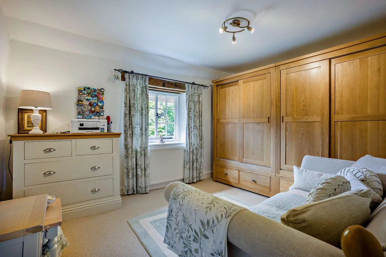 Westworth Farm, Edmondsham, BH21, photo 13