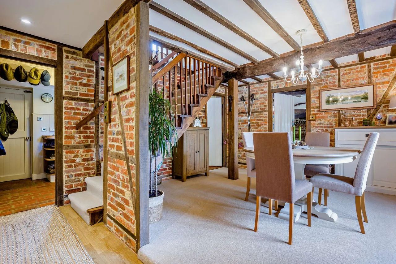Westworth Farm, Edmondsham, BH21, photo 6