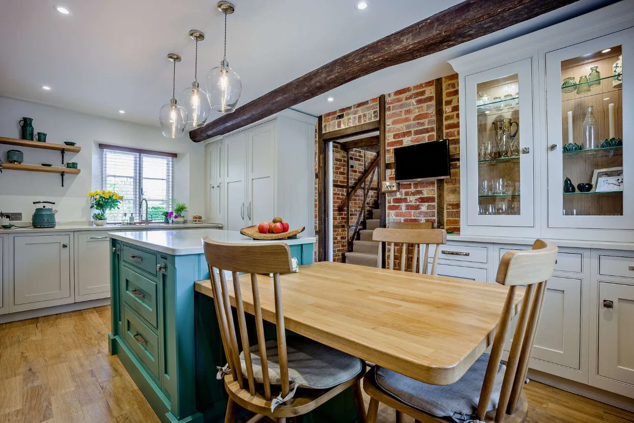 Westworth Farm, Edmondsham, BH21, photo 3