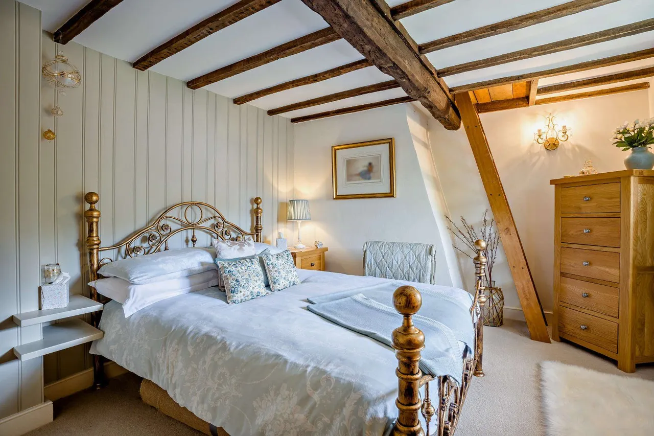 Westworth Farm, Edmondsham, BH21, photo 12