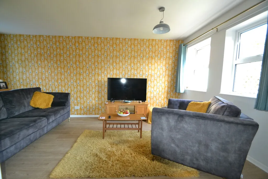 Shuker Close, Newport, photo 7