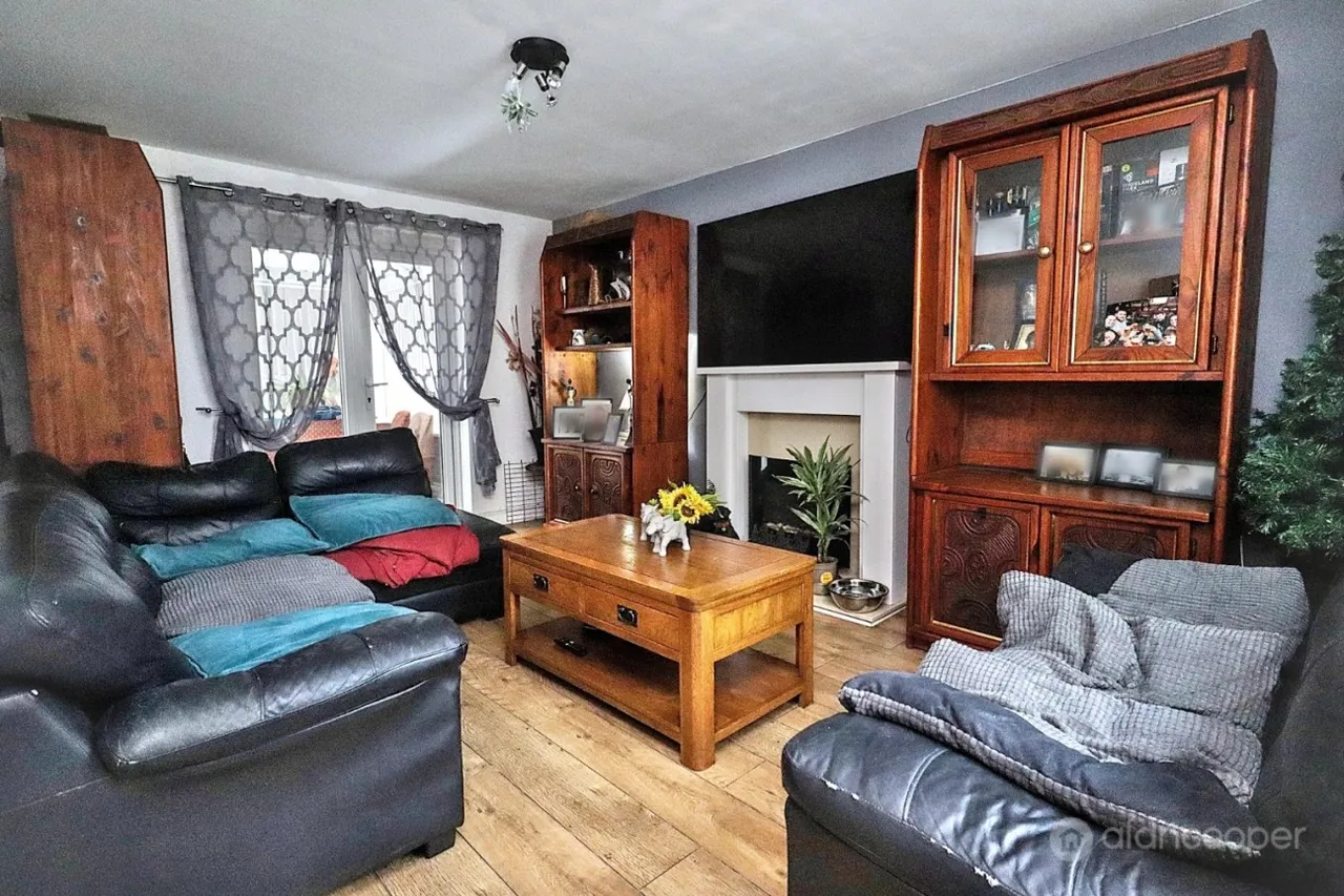 The Leys, Bedworth, CV12, photo 2