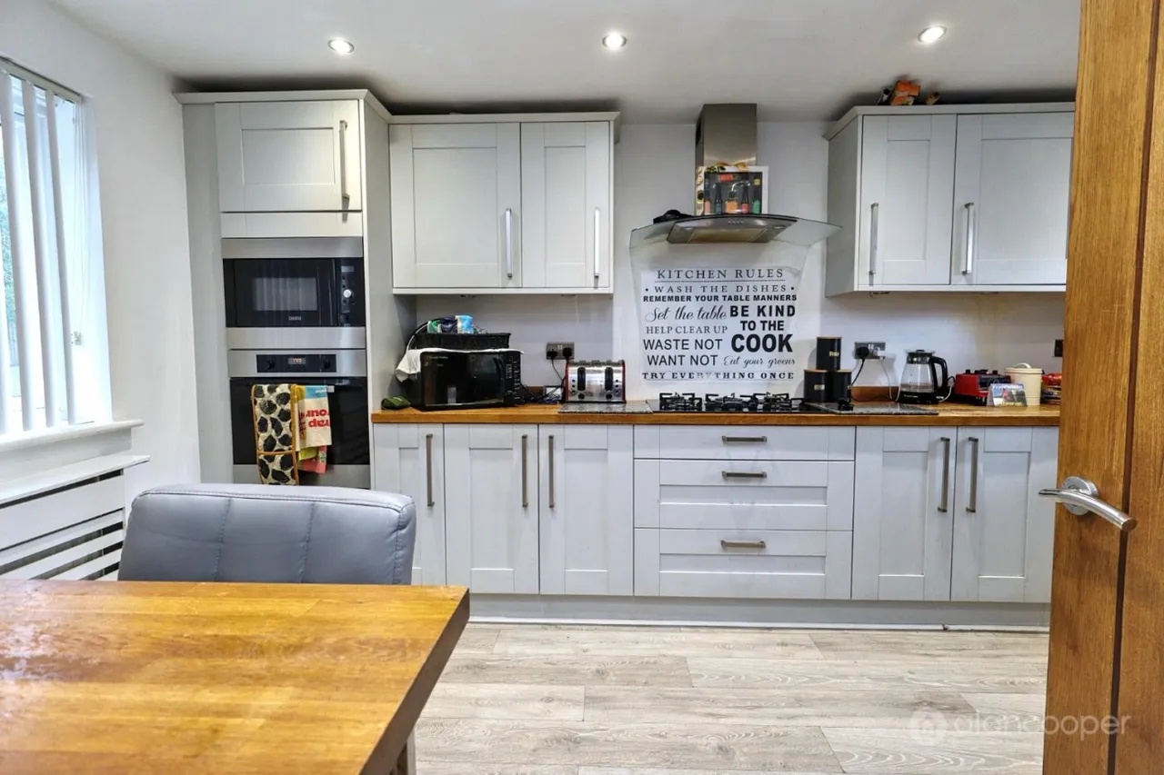 The Leys, Bedworth, CV12, photo 6