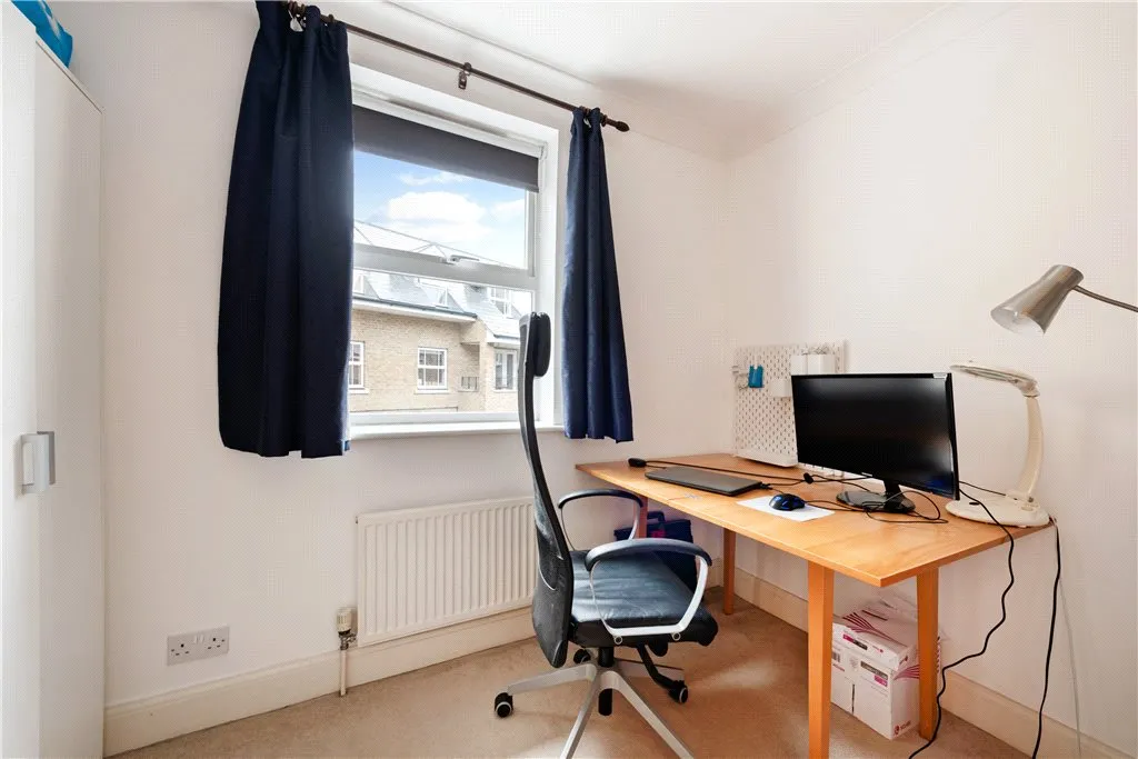 Ensign Street, London, E1 8, photo 8