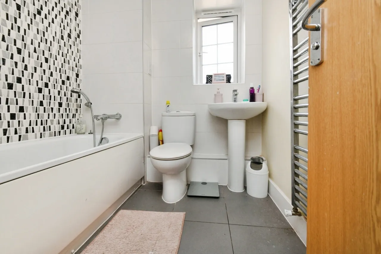 Penrith Crescent, Wickford, Essex, SS11, photo 14