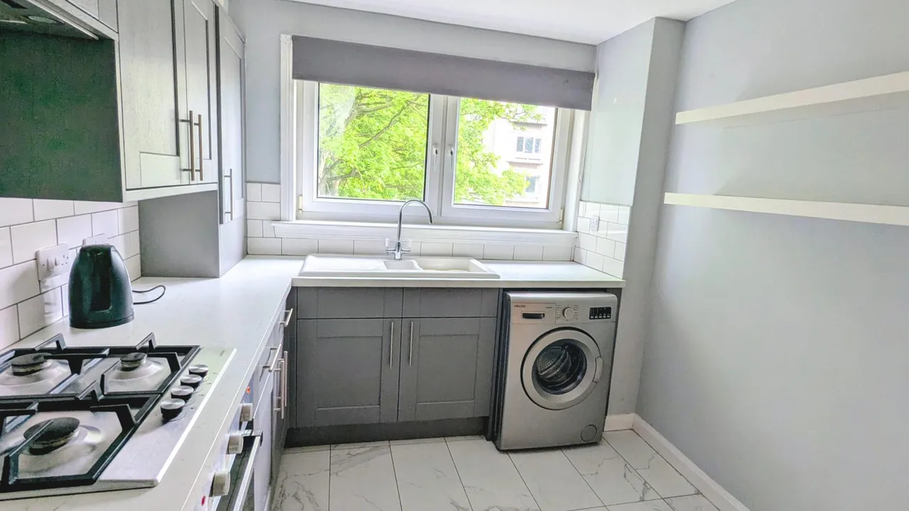 Barntongate Avenue, Edinburgh, EH4, photo 6