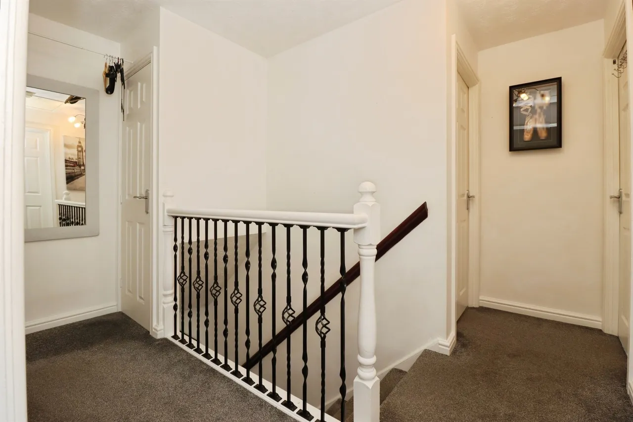 Reynolds Close, Wellingborough, photo 10
