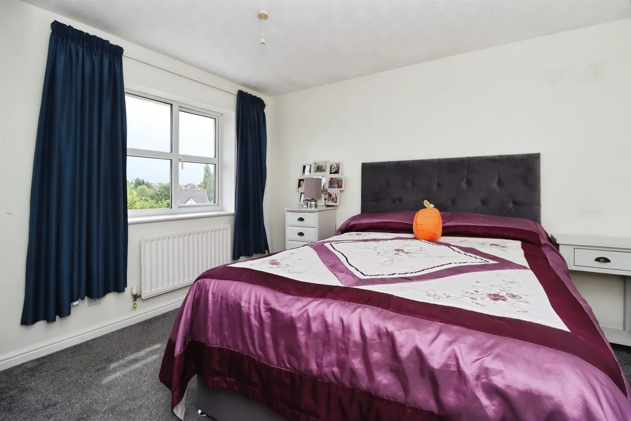 Reynolds Close, Wellingborough, photo 11