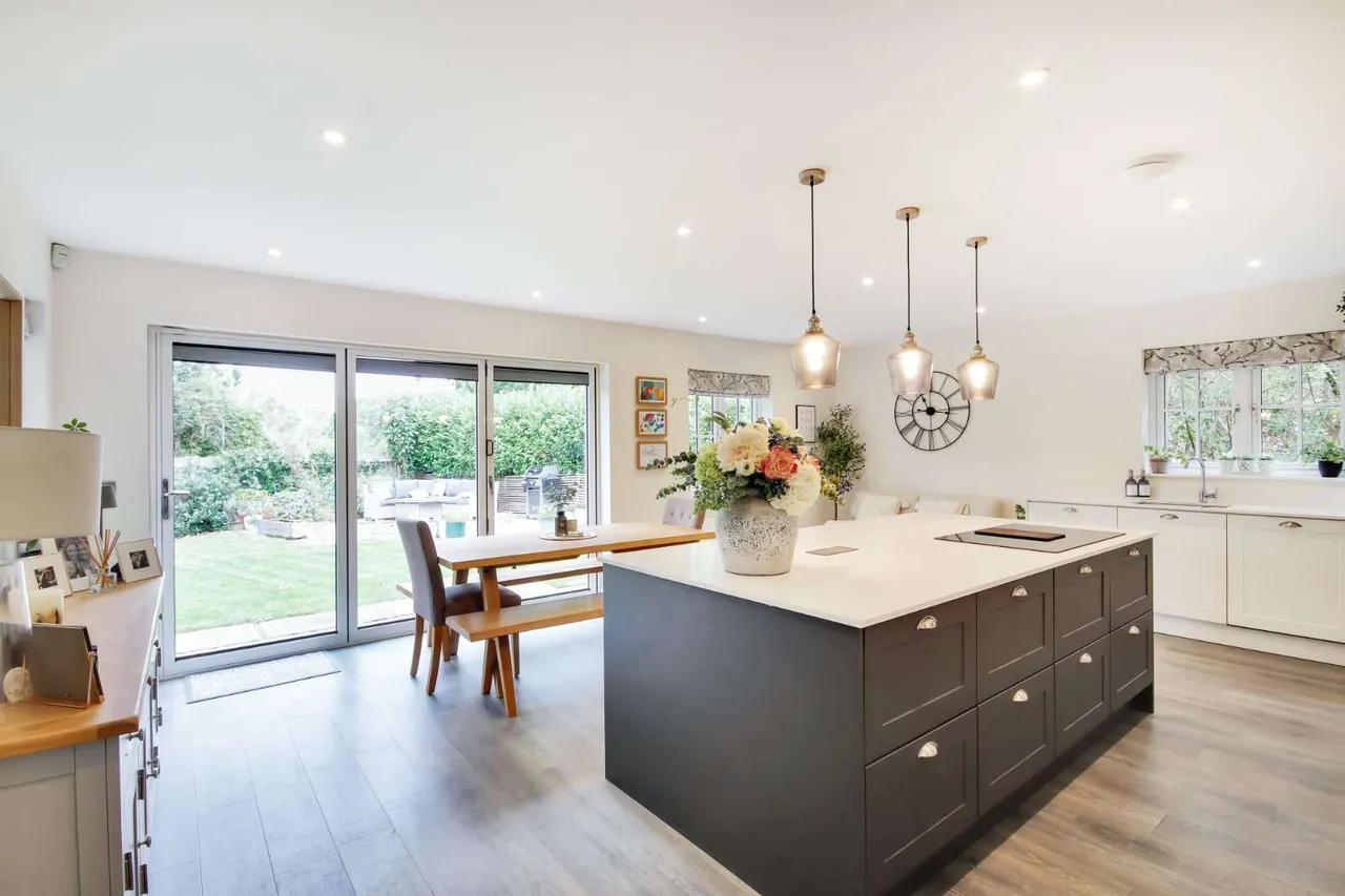 Fullers Way, Biddenden, Ashford, Kent, TN27 8FQ, photo 5
