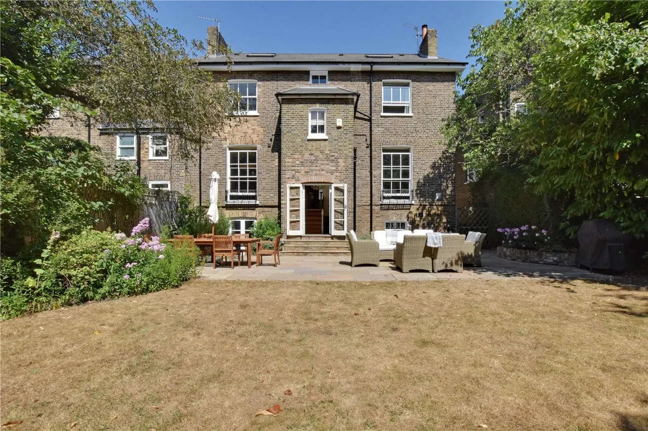 Shooters Hill Road, Blackheath, London, SE3, photo 3