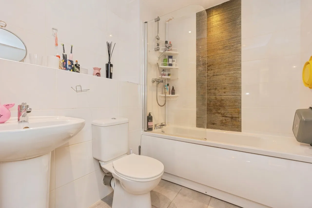 Benbow Street, Sale, Greater Manchester, M33, photo 10