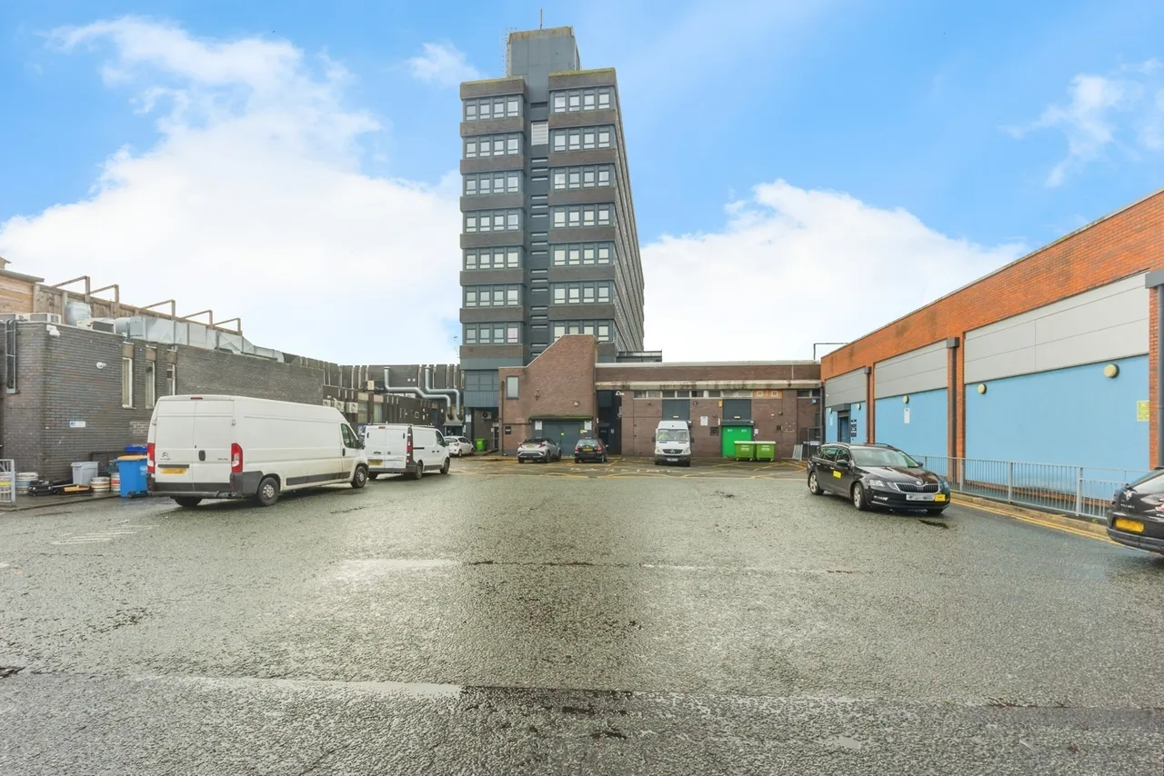Benbow Street, Sale, Greater Manchester, M33, photo 11