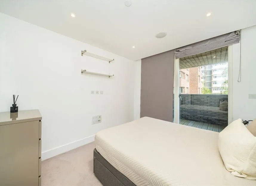 Upper Richmond Road, Putney, SW15, photo 5