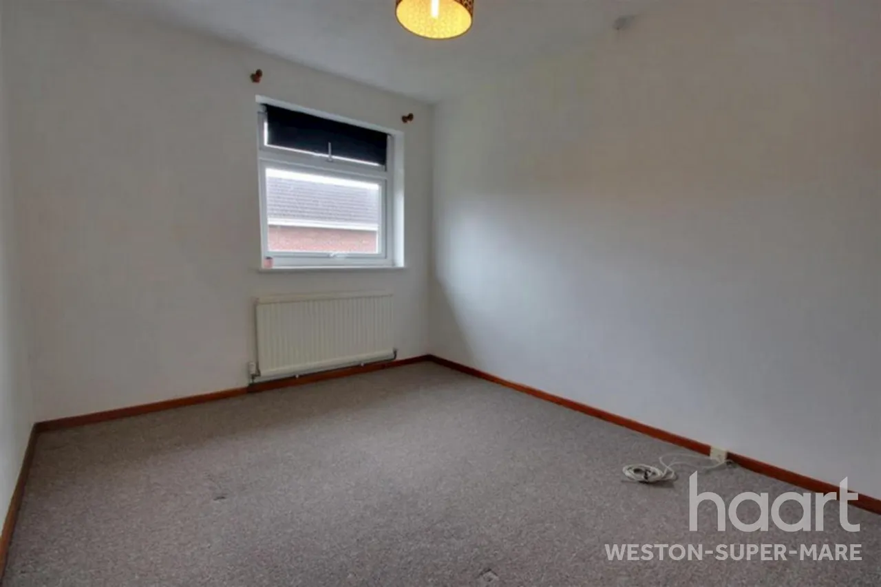 Mead Vale, BS22, photo 7