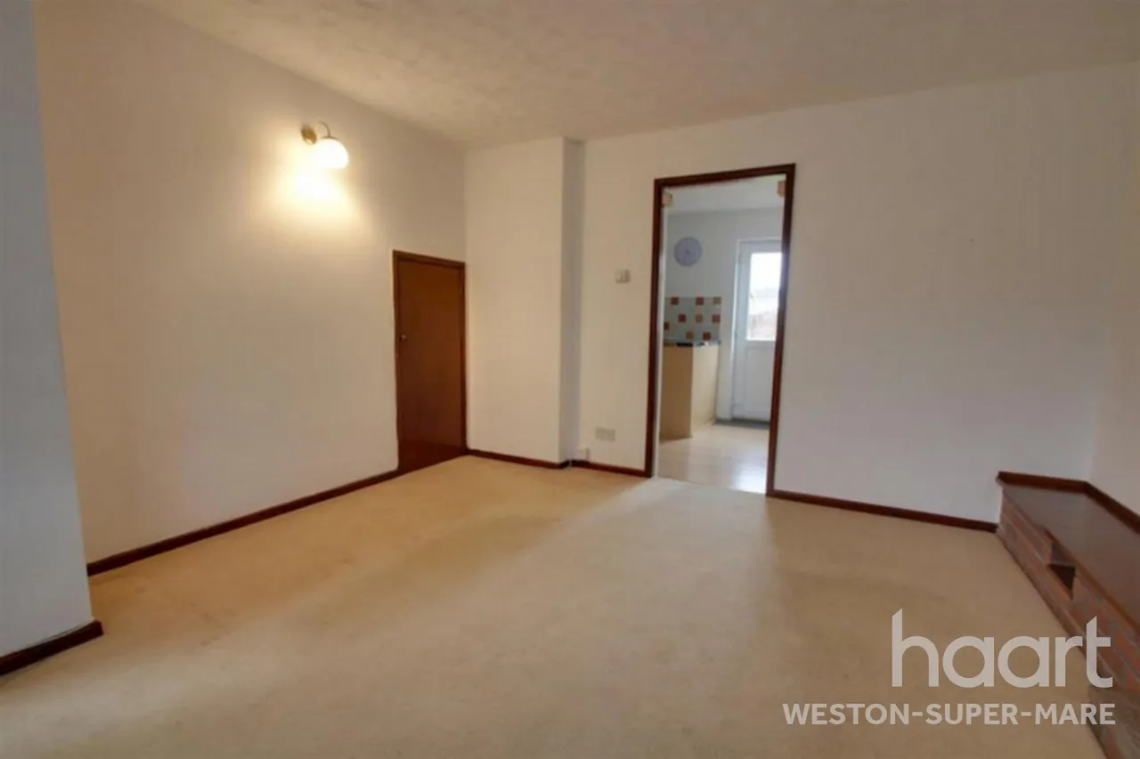 Mead Vale, BS22, photo 3