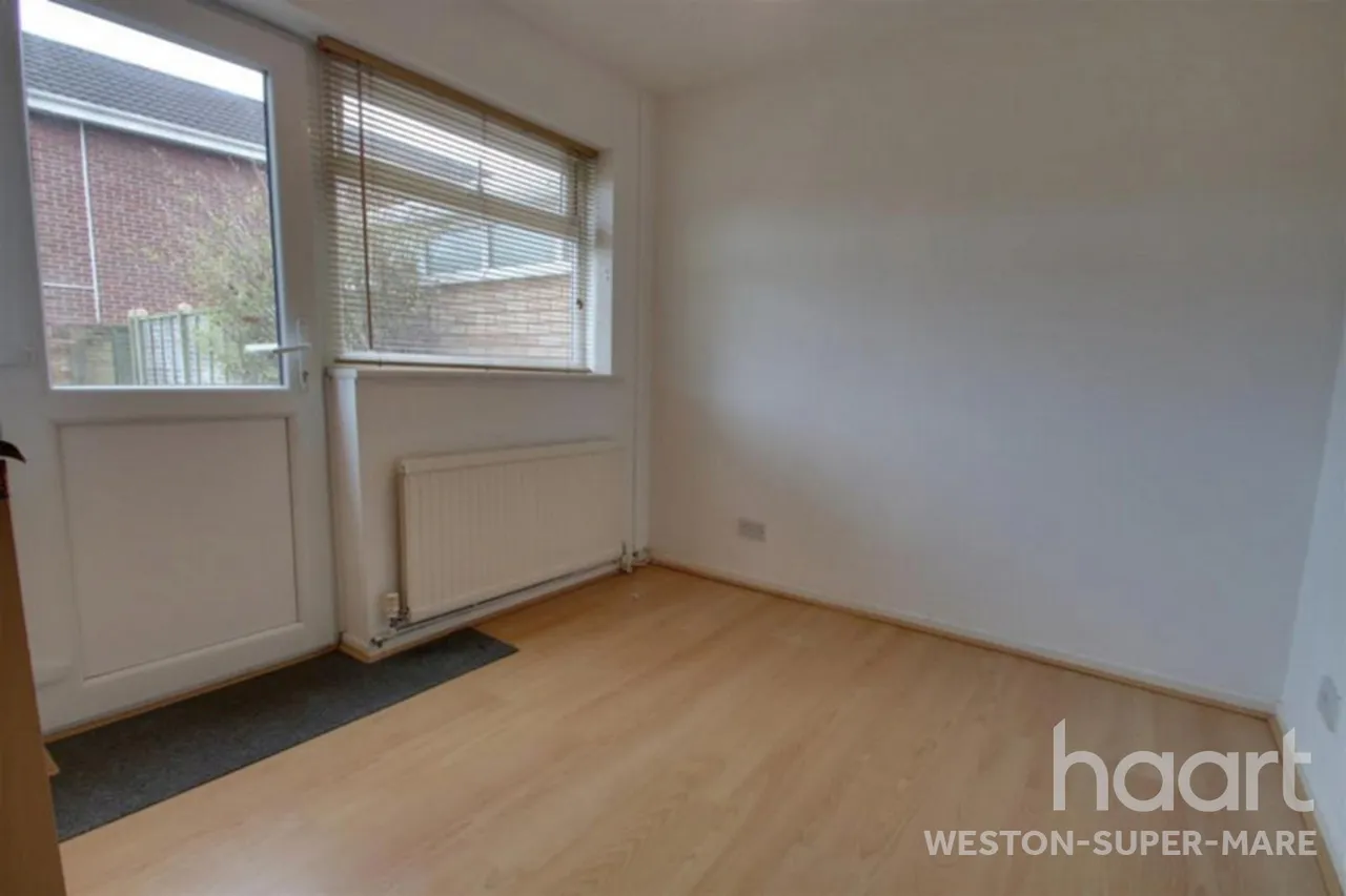 Mead Vale, BS22, photo 5
