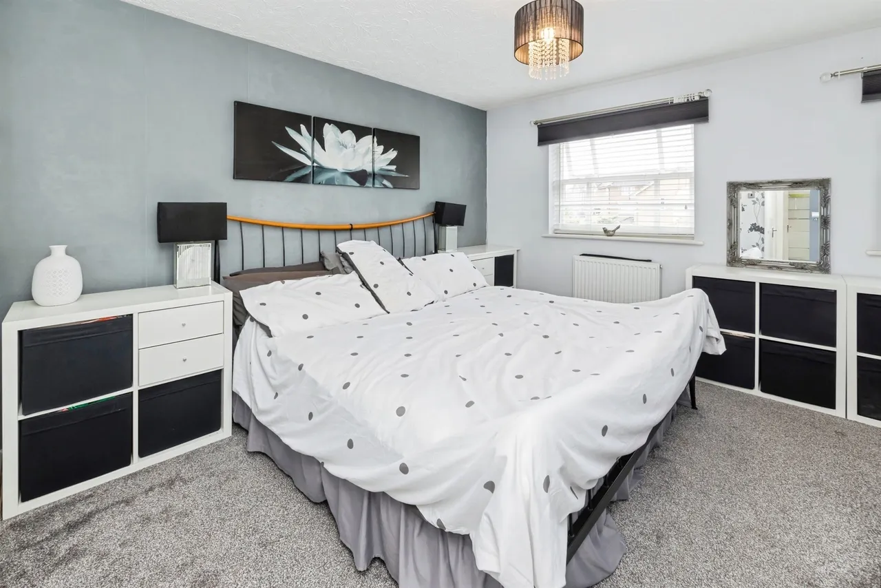 Wheeler Road, Maidenbower, RH10, photo 7