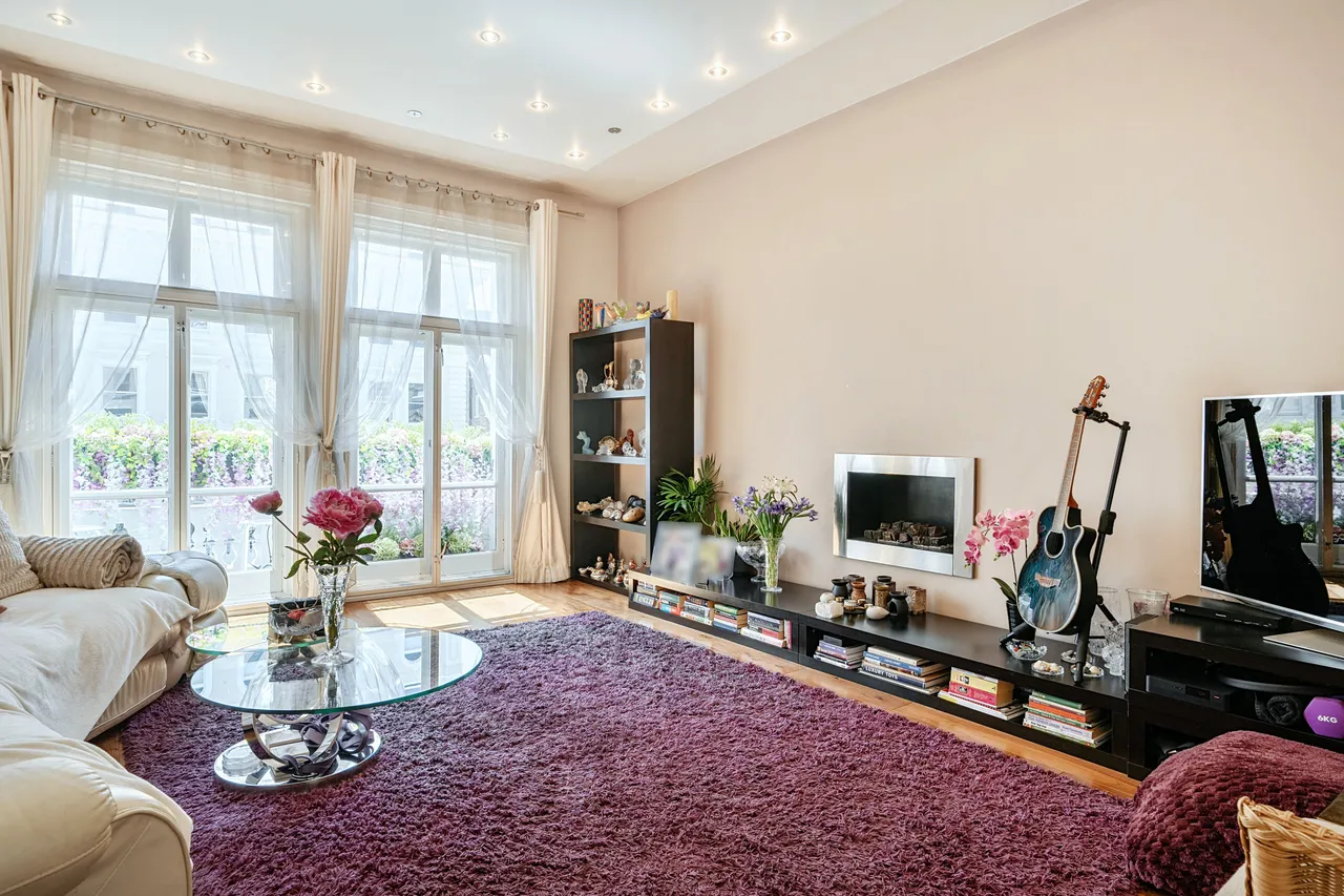 Flat 4, 50 Queens Gate Terrace, London, photo 10