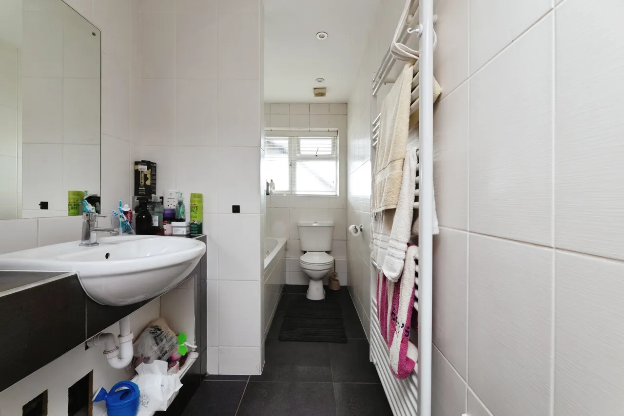Lower Road, Loughton, IG10, photo 12