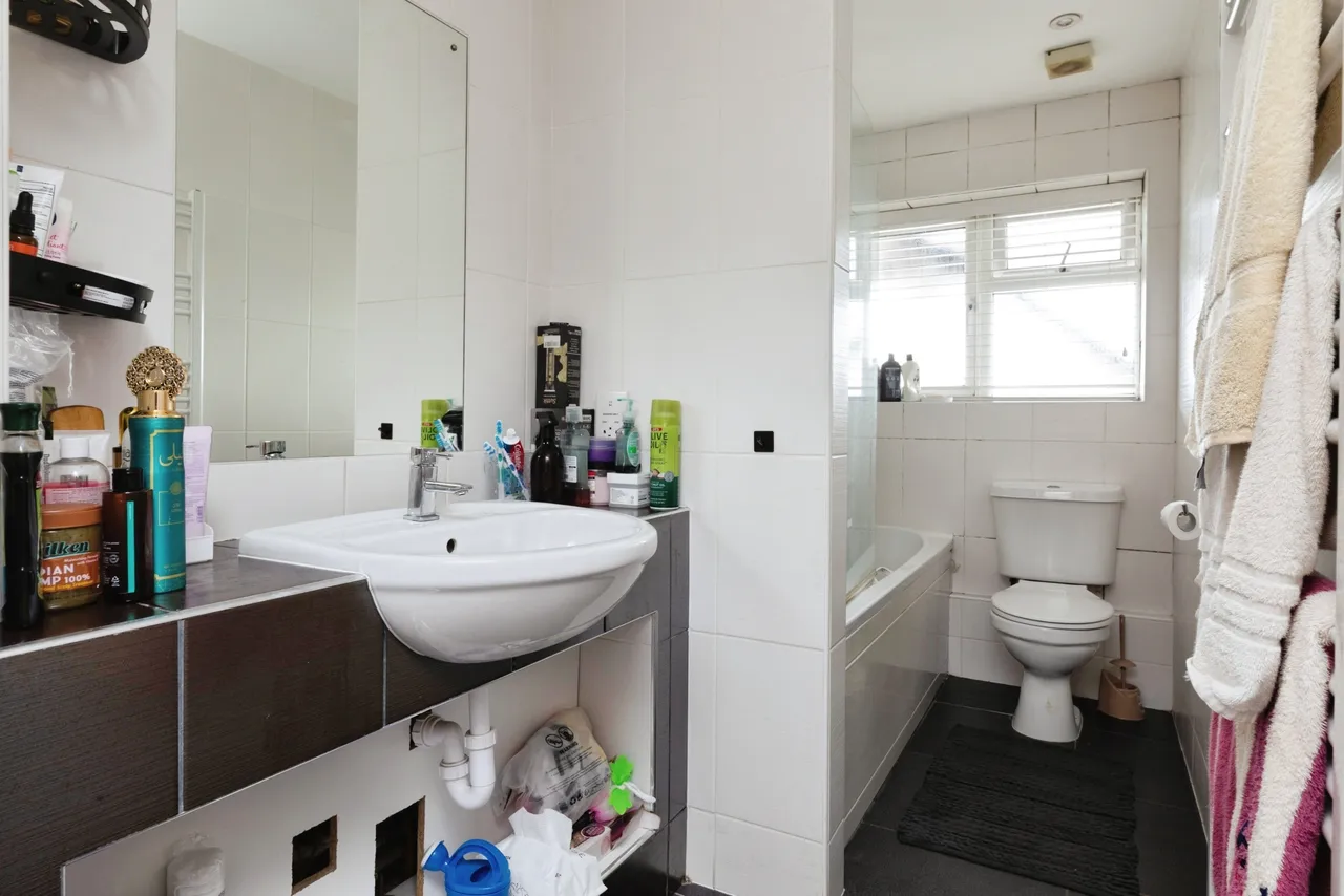 Lower Road, Loughton, IG10, photo 13